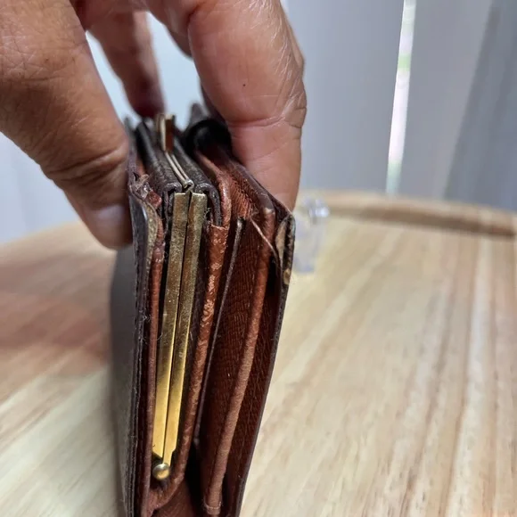 Louis Vuitton Brown Monogram Snap Wallet Snappy - Picture 14 of 17